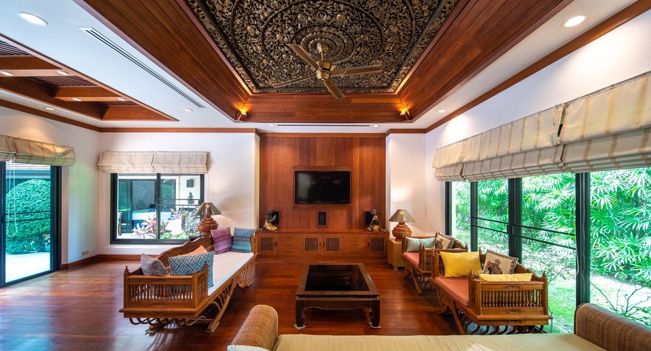 For sale 4 bed villa in Mueang Phuket, Phuket