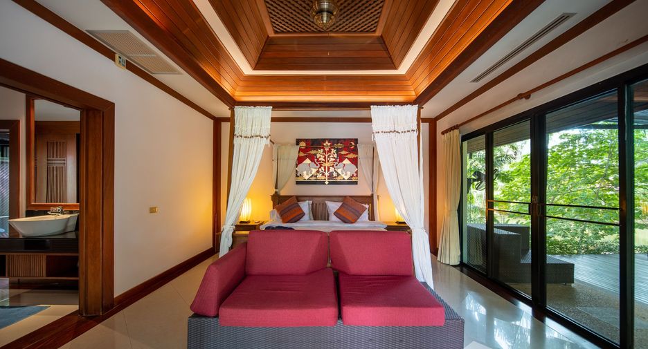 For sale 4 bed villa in Mueang Phuket, Phuket