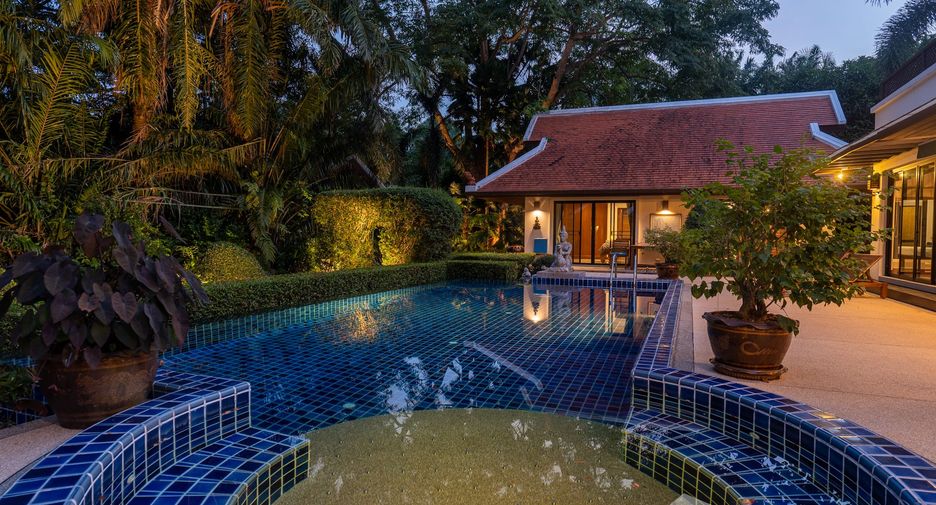 For sale 4 bed villa in Mueang Phuket, Phuket