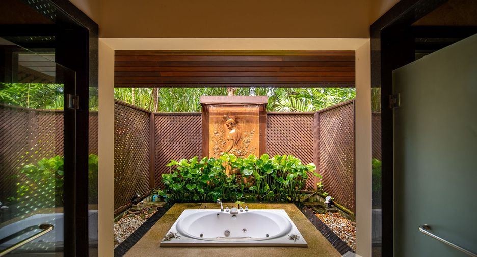 For sale 4 bed villa in Mueang Phuket, Phuket