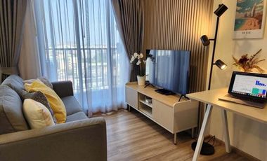 For rent 1 bed condo in Huai Khwang, Bangkok
