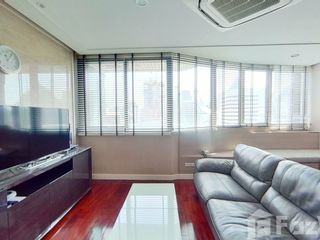 For rent 2 Beds condo in Pathum Wan, Bangkok