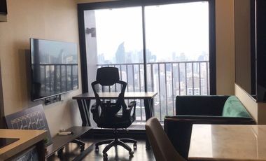 For rent 1 bed condo in Watthana, Bangkok