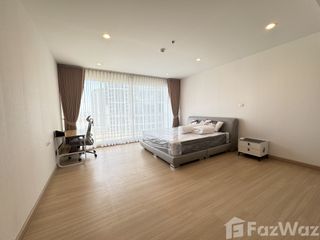 For rent 3 Beds condo in Yan Nawa, Bangkok