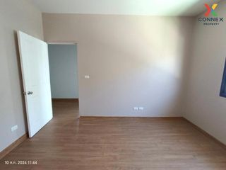 For sale 4 Beds townhouse in Lat Lum Kaeo, Pathum Thani