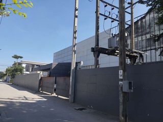 For sale warehouse in Saphan Sung, Bangkok
