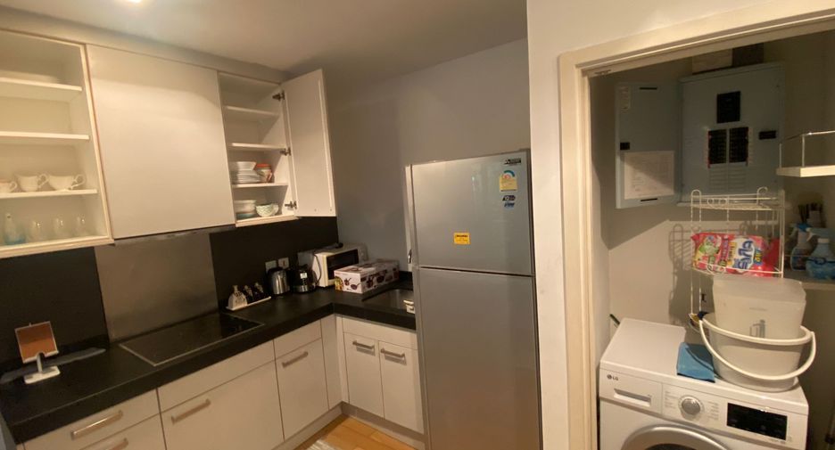 For sale studio condo in Pathum Wan, Bangkok