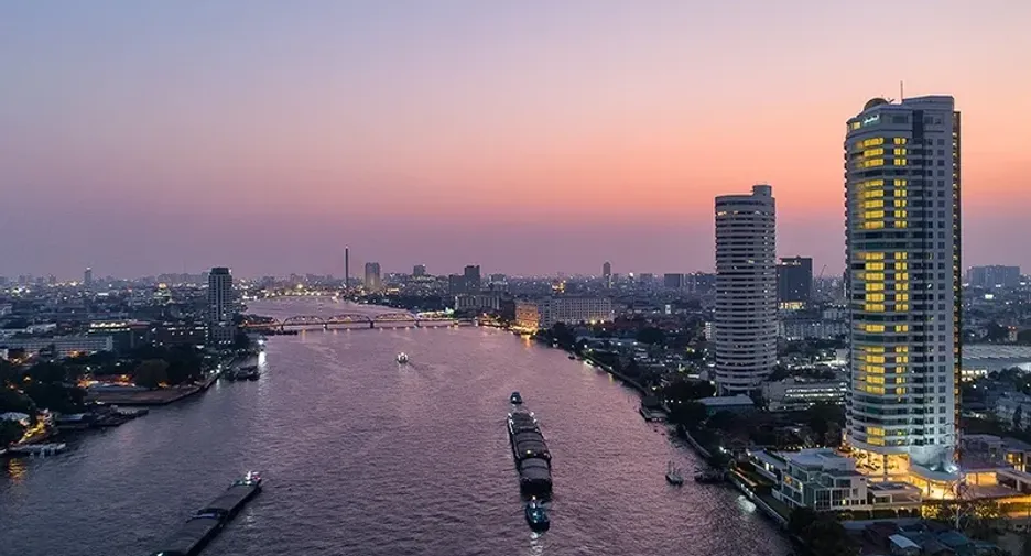 For sale 3 bed condo in Dusit, Bangkok