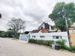For sale 4 Beds house in Huai Khwang, Bangkok