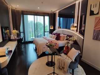 For sale 5 Beds house in Bang Na, Bangkok