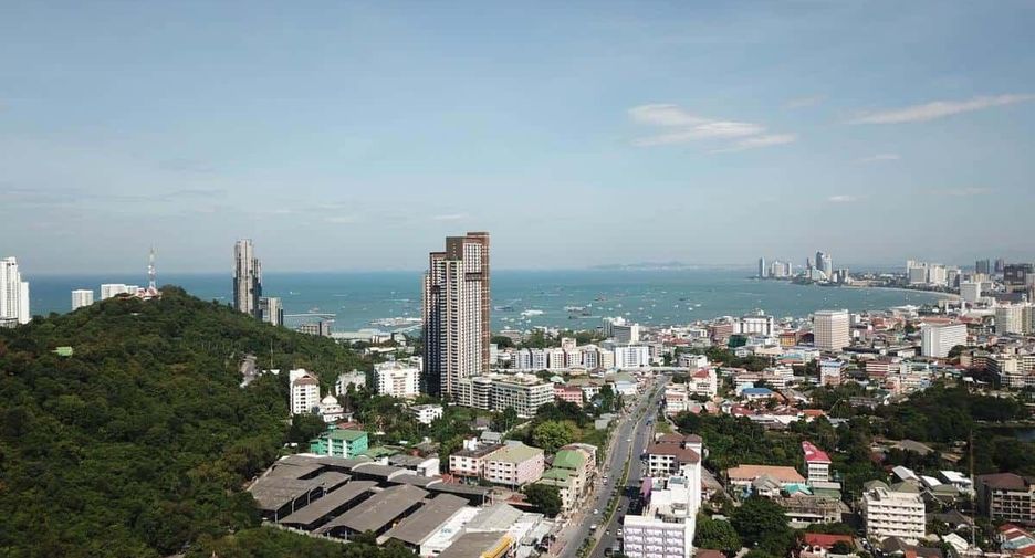 For sale 2 bed condo in South Pattaya, Pattaya