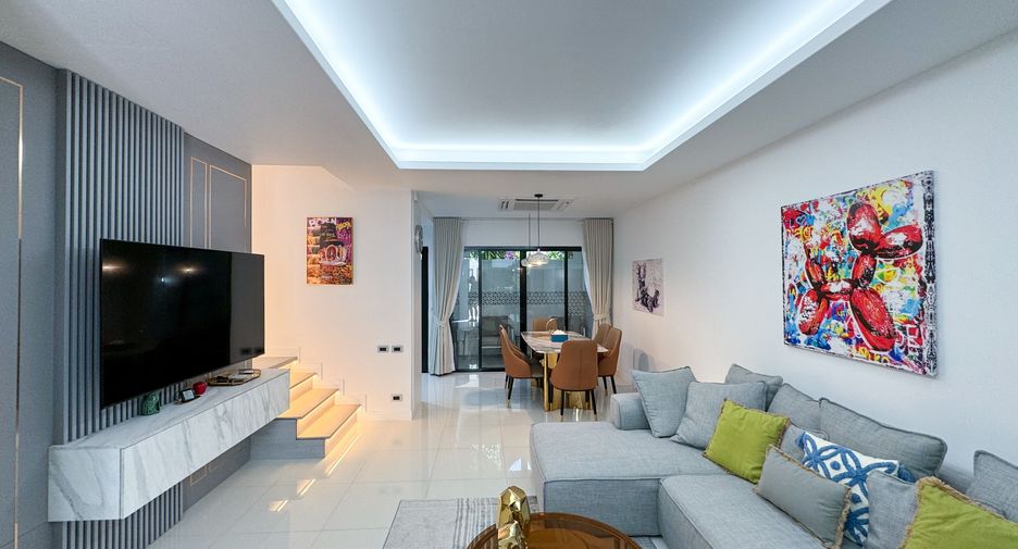 For sale 3 bed townhouse in Thalang, Phuket