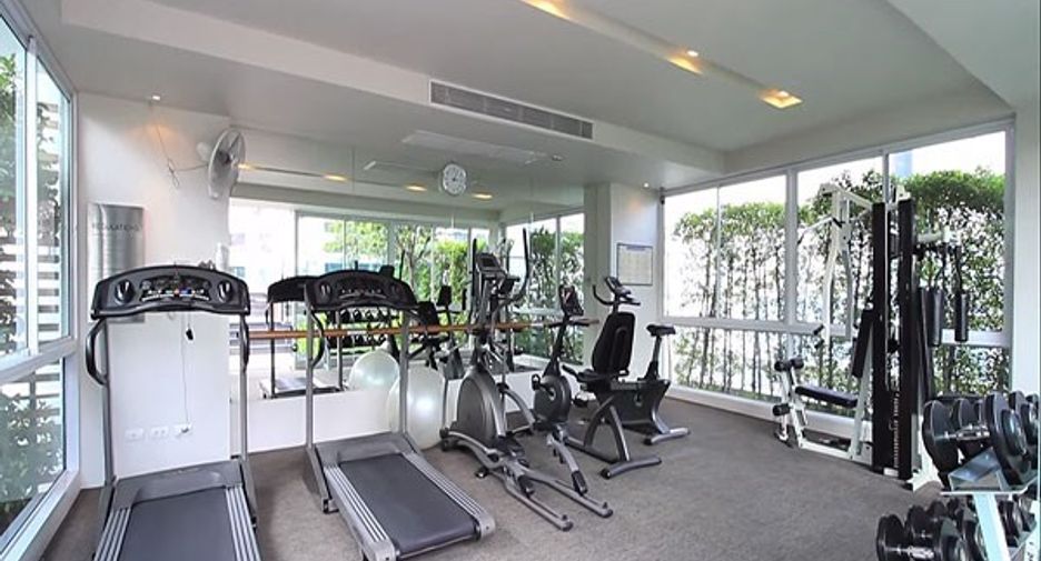 For rent and for sale 2 bedrooms condo in Khlong Toei, Bangkok