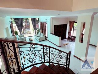For sale 3 Beds house in Ratchathewi, Bangkok