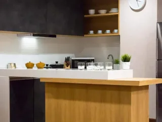 For rent 2 bed condo in Khlong Toei, Bangkok