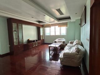 For sale 3 bed condo in Suan Luang, Bangkok