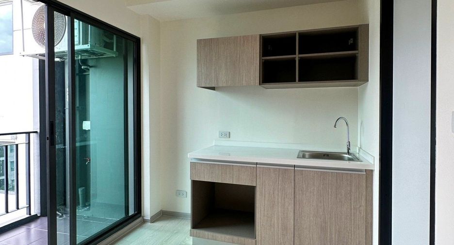 For sale スタジオ condo in Don Mueang, Bangkok