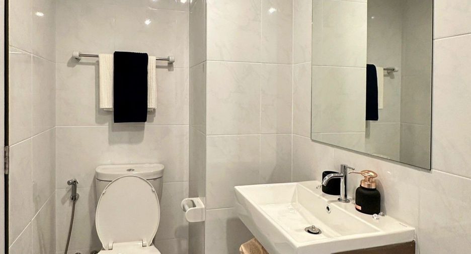 For sale スタジオ condo in Don Mueang, Bangkok