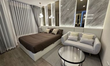 For rent 1 bed condo in Huai Khwang, Bangkok