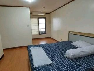 For rent 3 Beds condo in Phaya Thai, Bangkok