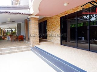 For rent and for sale 4 bed house in Bang Lamung, Chonburi