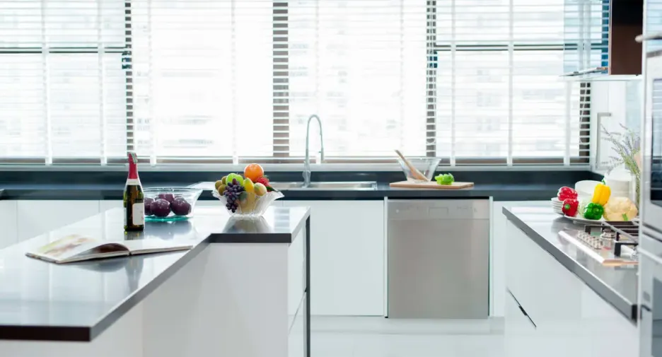 For rent 4 bedrooms condo in Khlong Toei, Bangkok