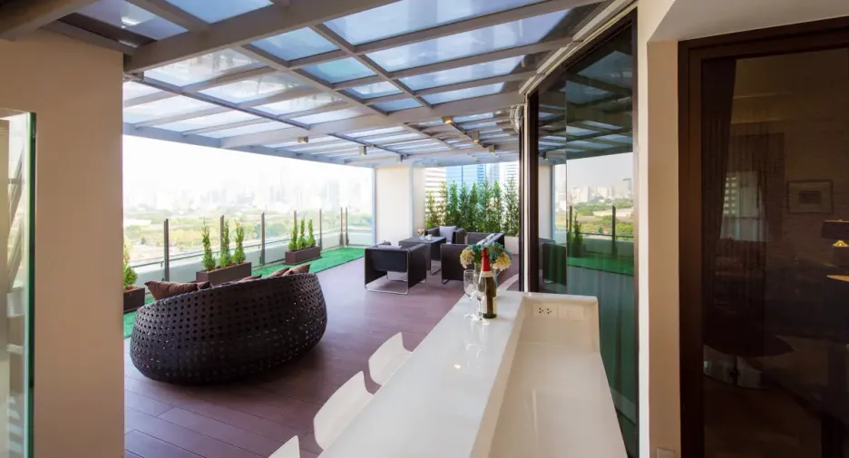 For rent 4 bedrooms condo in Khlong Toei, Bangkok
