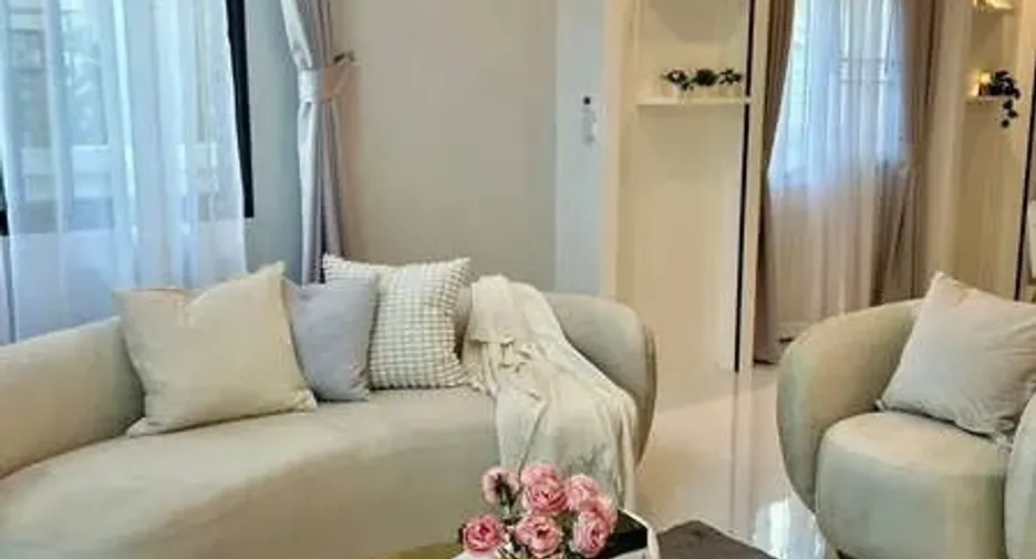 For rent 4 bedrooms house in Bang Phli, Samut Prakan