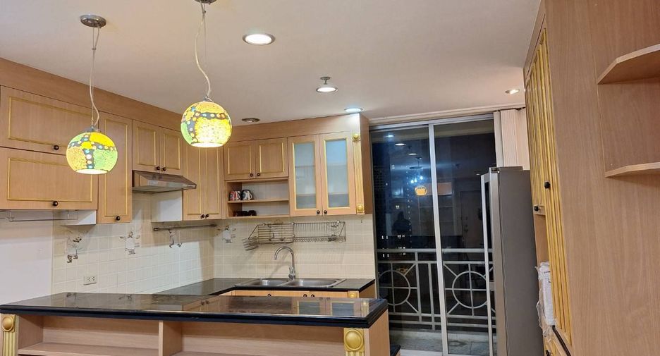 For rent 1 Beds condo in Watthana, Bangkok