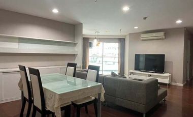 For rent 3 bed condo in Huai Khwang, Bangkok