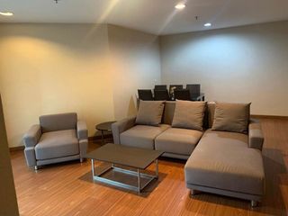 For rent 2 bed condo in Huai Khwang, Bangkok