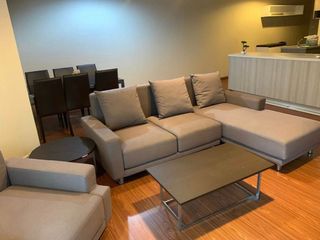 For rent 2 bed condo in Huai Khwang, Bangkok