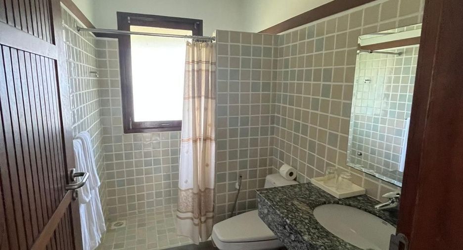 For rent 4 bed villa in Thalang, Phuket