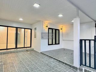 出售 2 卧室 联排别墅 在 Bang Bua Thong, Nonthaburi
