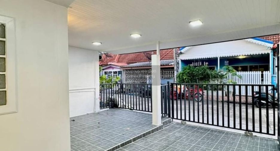 À vendre 2 chambres maison de ville à Bang Bua Thong, Nonthaburi