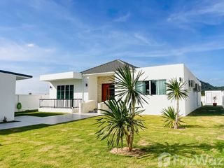 For sale 4 bed villa in Pran Buri, Prachuap Khiri Khan