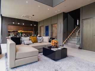 For sale 3 Beds house in Huai Khwang, Bangkok