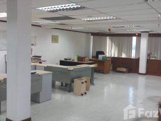 For sale office in Yan Nawa, Bangkok