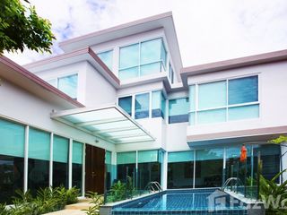For rent 4 Beds house in Lat Phrao, Bangkok