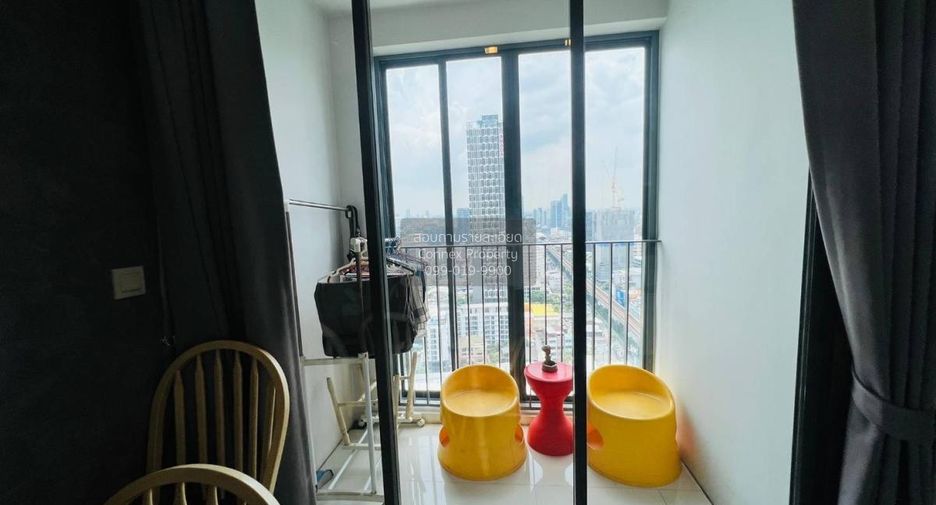 Condo en venta de 2 habitaciones en Phra Khanong, Bangkok