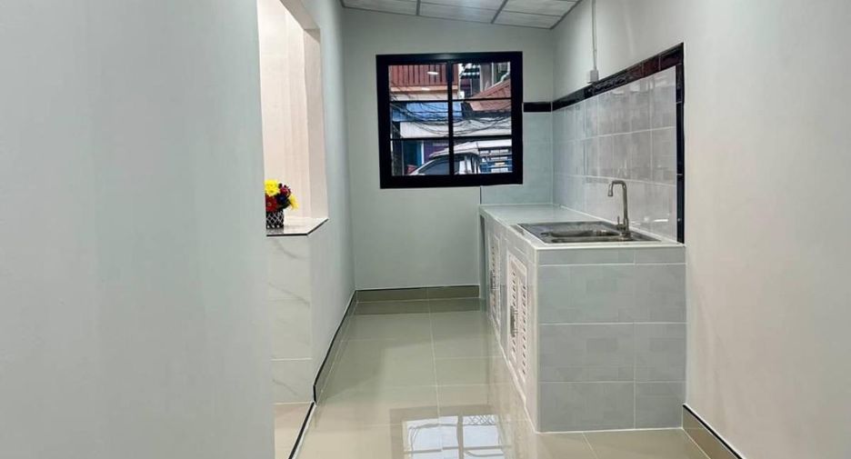 For sale 4 bed house in Sai Noi, Nonthaburi