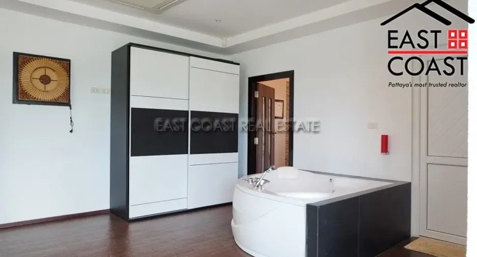 For rent and for sale 3 bedrooms house in Bang Lamung, Chonburi