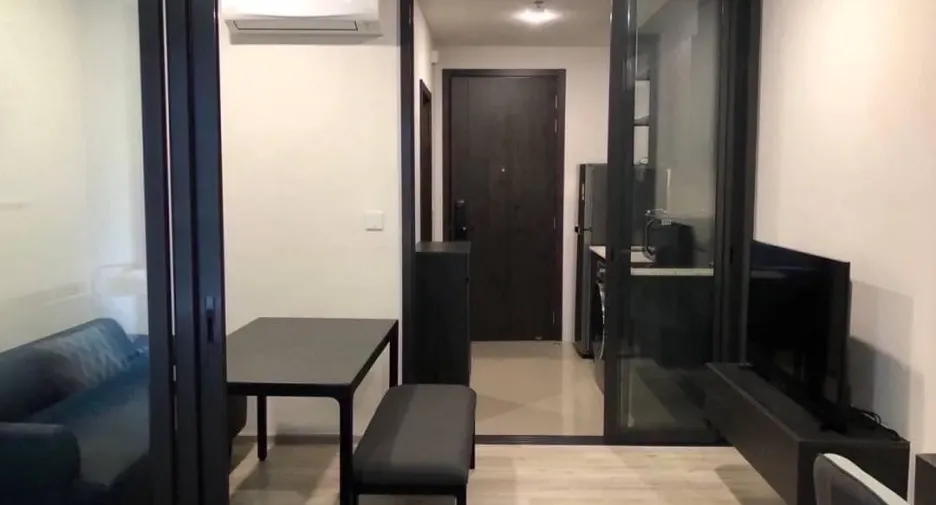 For rent 1 bed condo in Huai Khwang, Bangkok
