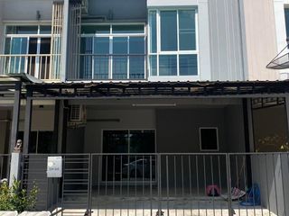 For sale 3 bed house in Bang Khae, Bangkok