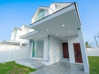 For sale 4 bed house in Mueang Phuket, Phuket