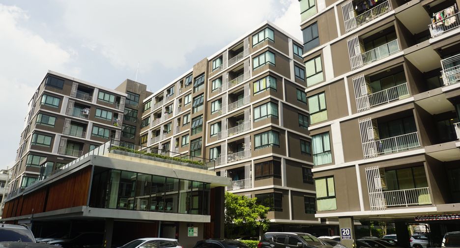 For sale 1 Beds condo in Lat Phrao, Bangkok