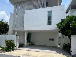 For rent 4 bed villa in Bueng Kum, Bangkok