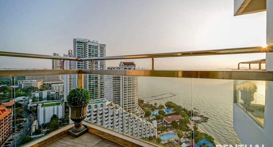 Condo en venta de 3 habitaciones en North Pattaya, Pattaya