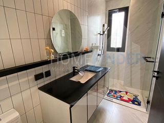 For sale 3 Beds house in Khlong San, Bangkok