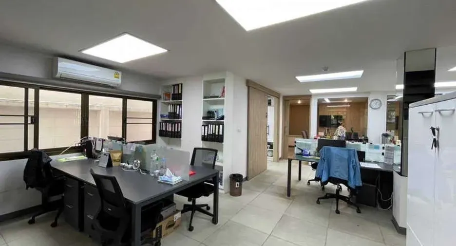 For rent office in Watthana, Bangkok
